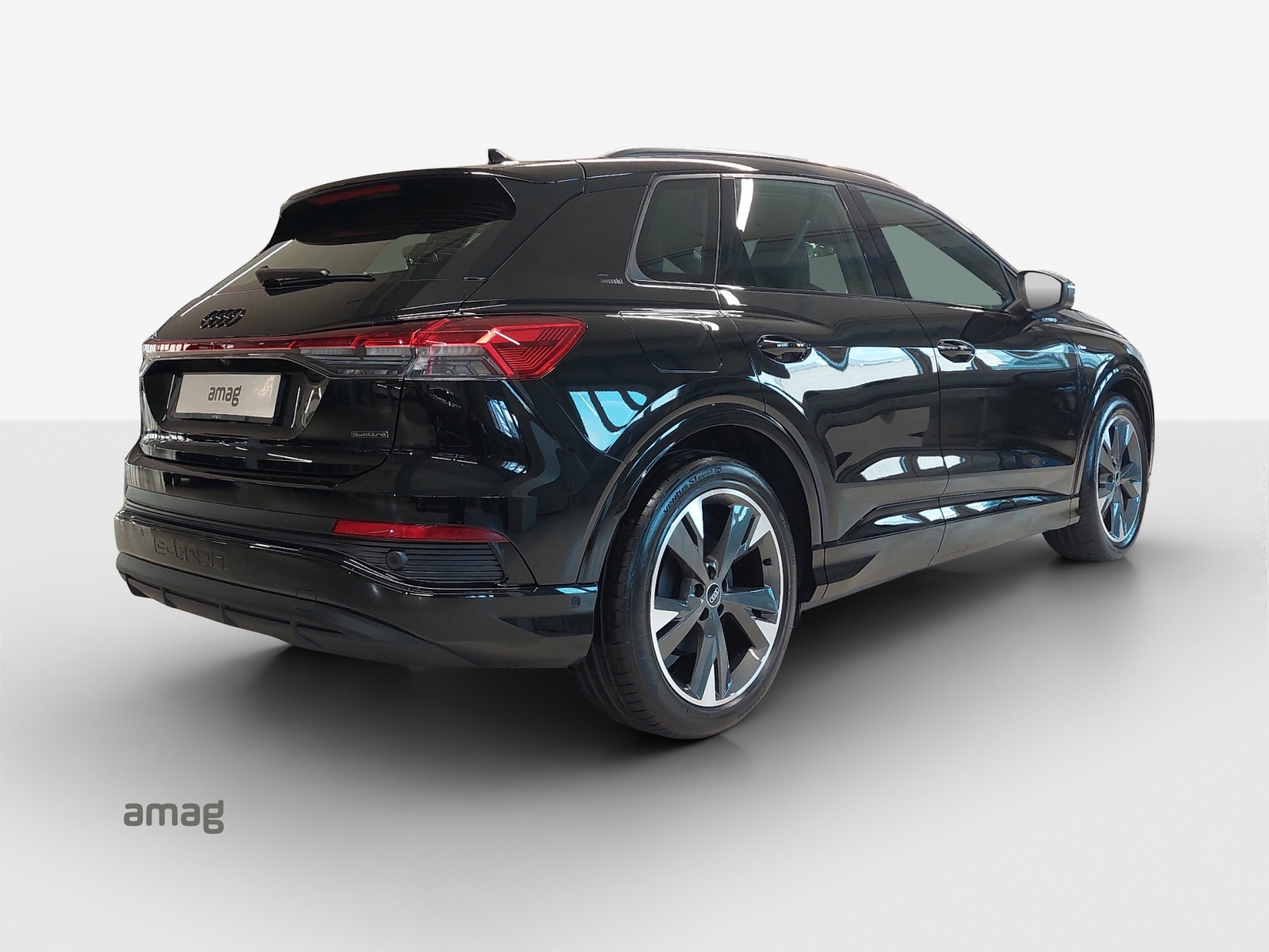AUDI Q4 e-tron 45 quattro - 5