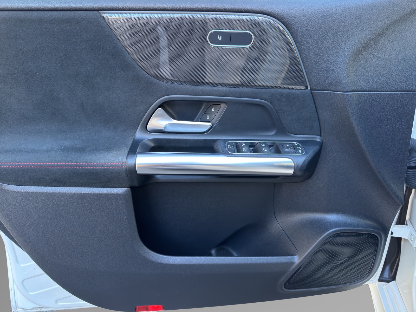 MERCEDES-BENZ B 200 AMG Line - 13