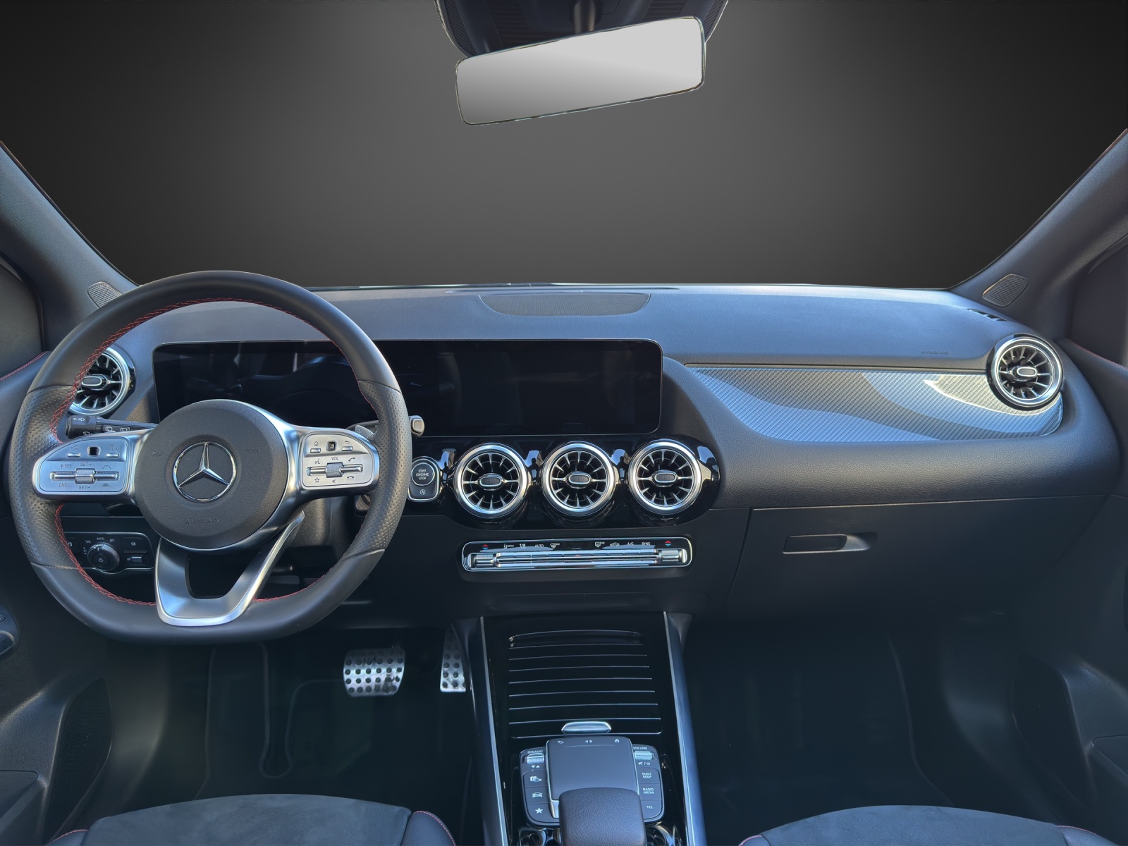 MERCEDES-BENZ B 200 AMG Line - 11