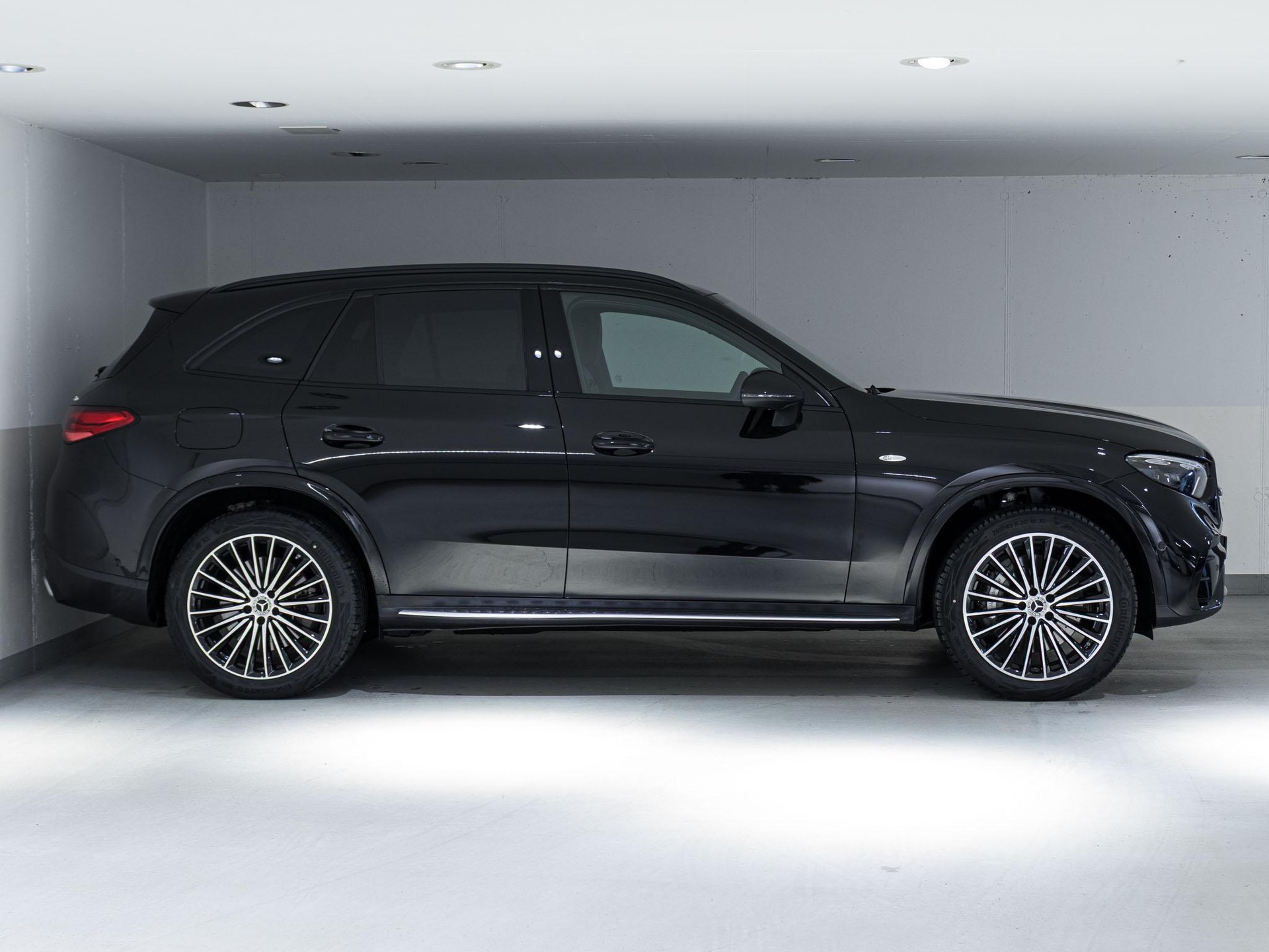 MERCEDES-BENZ GLC 300 de 4MATIC - 2