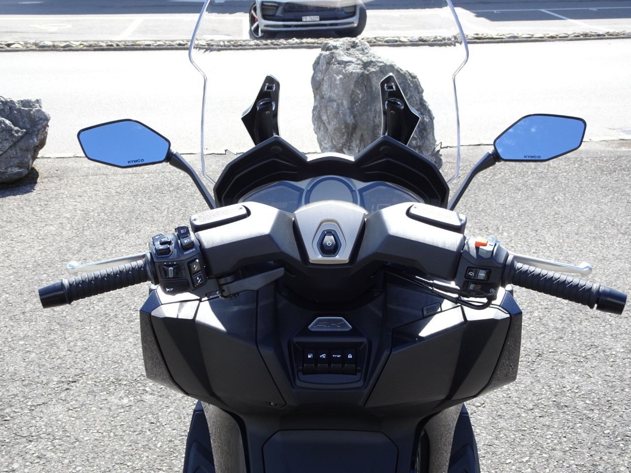 KYMCO KYMCO AK 575 PREMIUM - 6