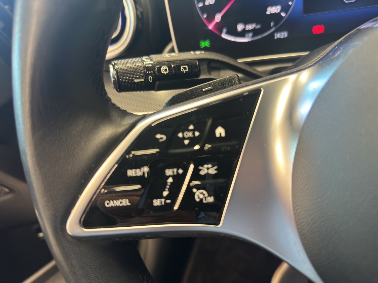 MERCEDES-BENZ C 220 d T 4Matic Avantgarde - 15