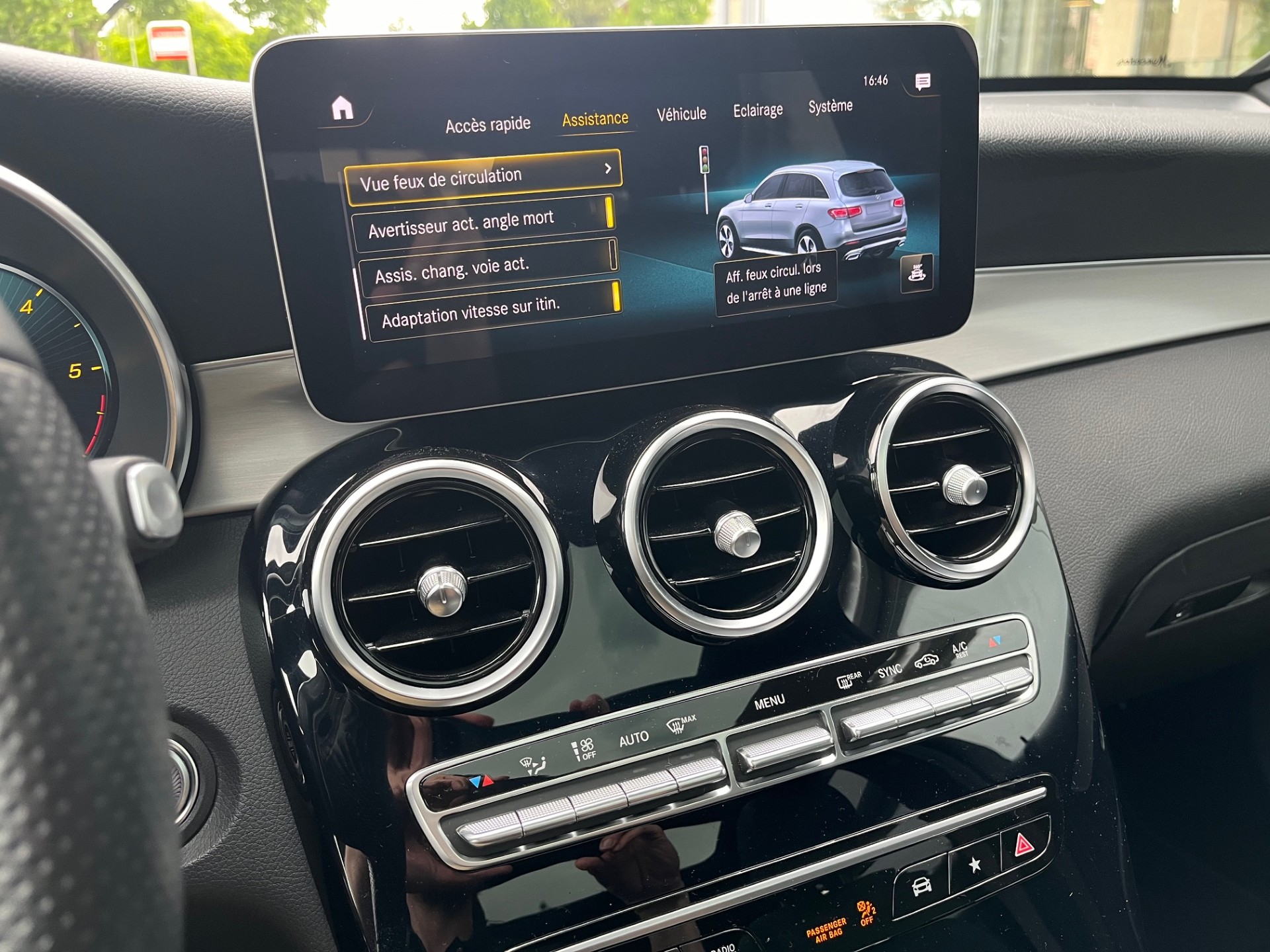 MERCEDES-BENZ GLC 220 d AMG Line 4Matic 9G-Tronic - 18