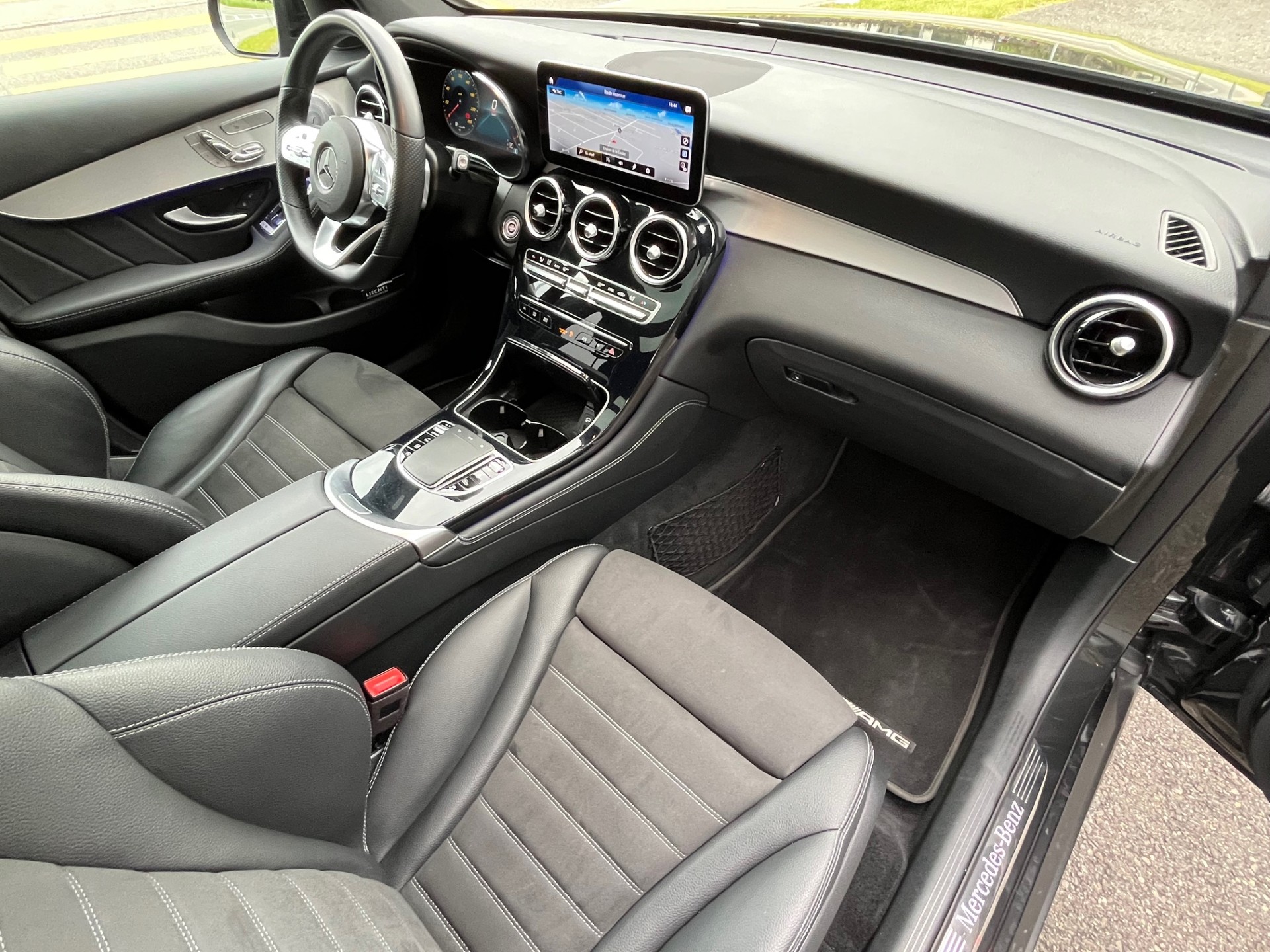 MERCEDES-BENZ GLC 220 d AMG Line 4Matic 9G-Tronic - 7