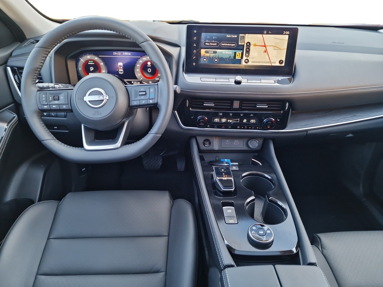 nissan Gallery 18