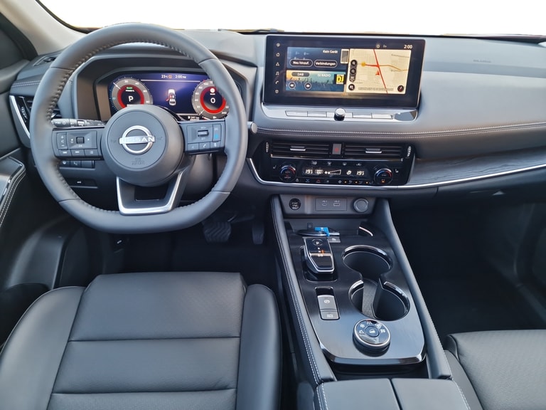 nissan Gallery 18