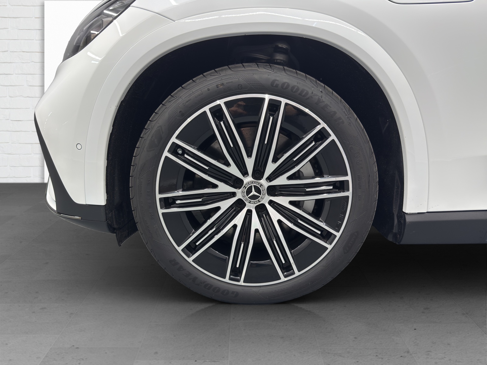 MERCEDES-BENZ EQE 500 Excellence AMG Line - 6