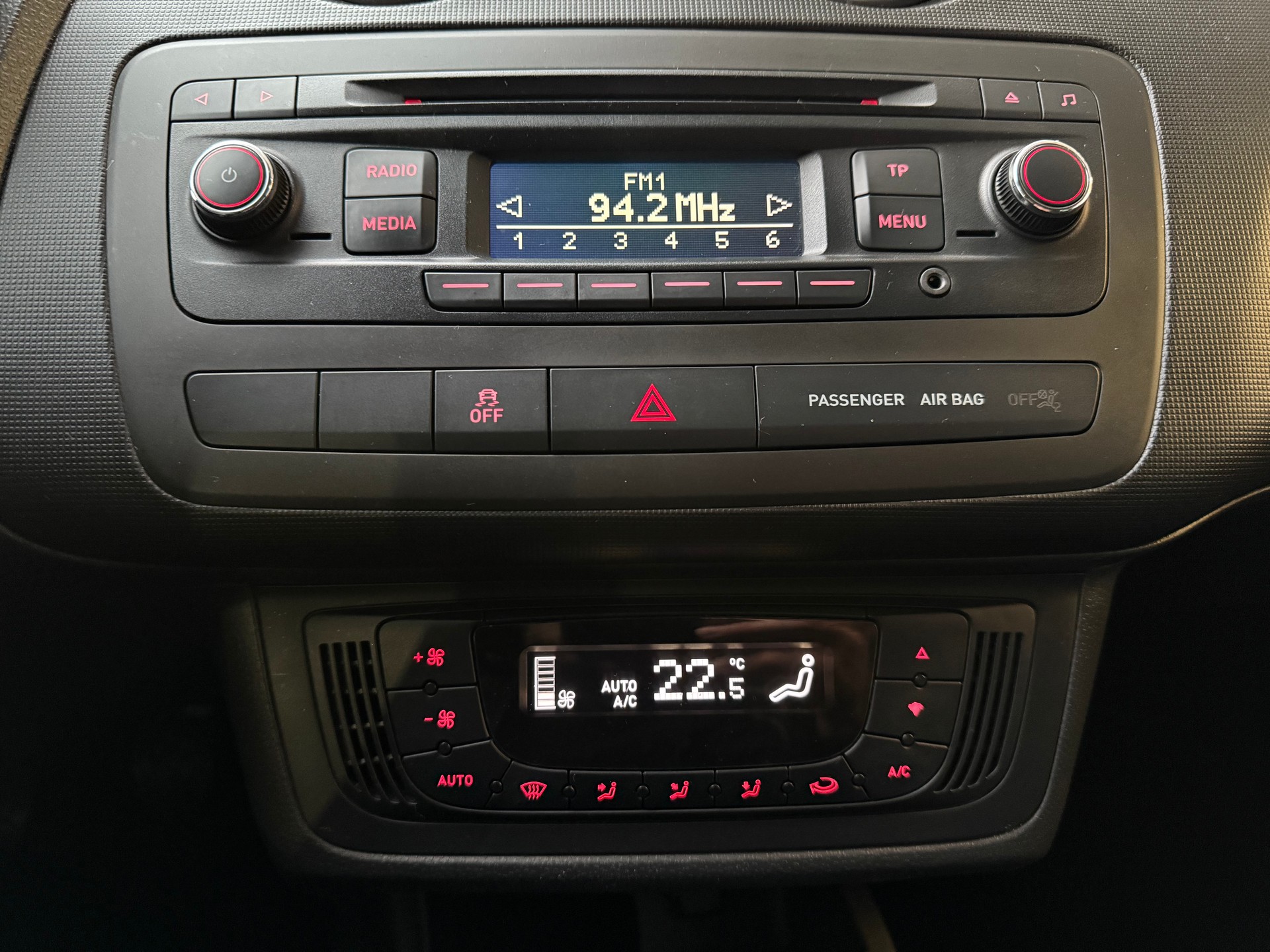 SEAT Ibiza 1.6 TDI FR - 17