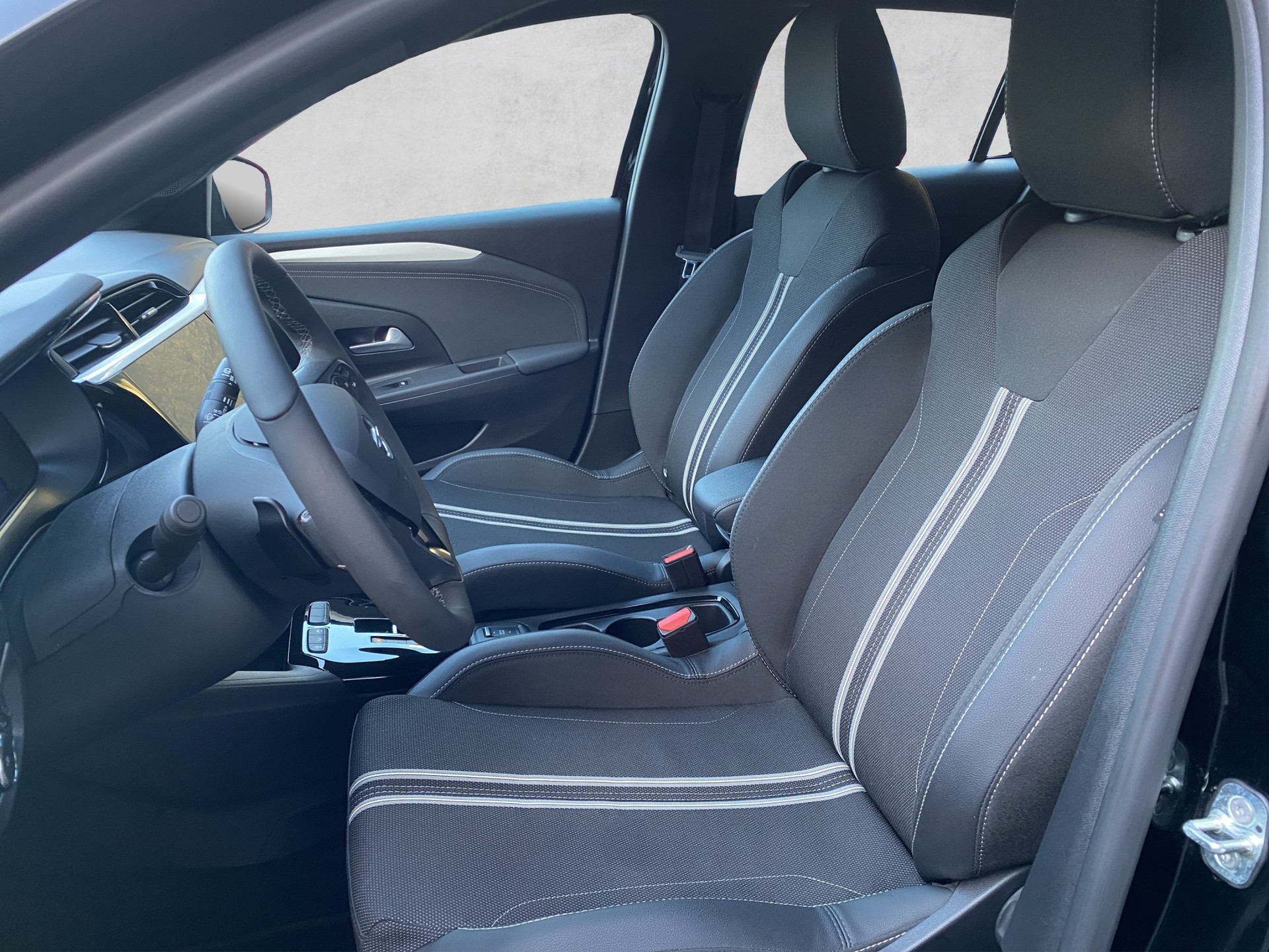 OPEL Corsa 1.2 TP GS A - 9