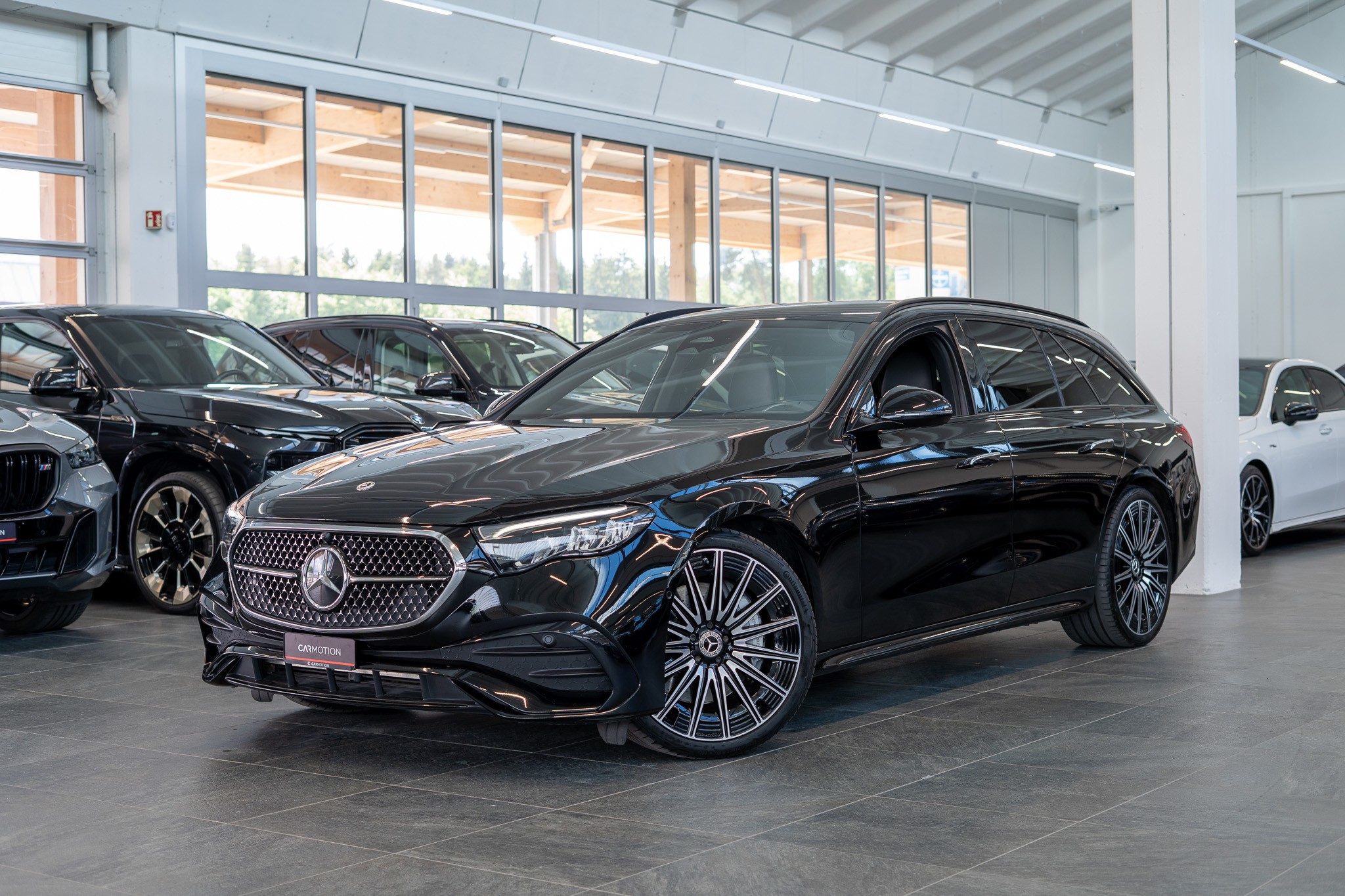 E 220 d AMG Line Kombi / Facelift / Rückfahrkamera / el.Heckklappe