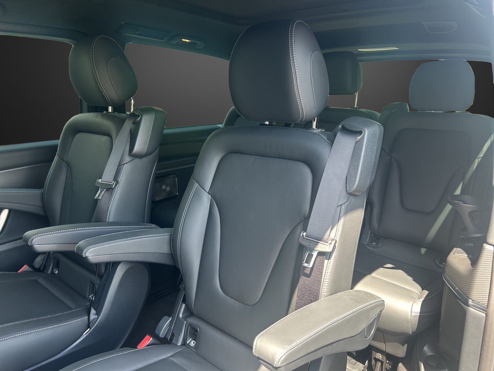 MERCEDES-BENZ V 300 d lang 4Matic Swiss Edition 9G-Tronic - 4