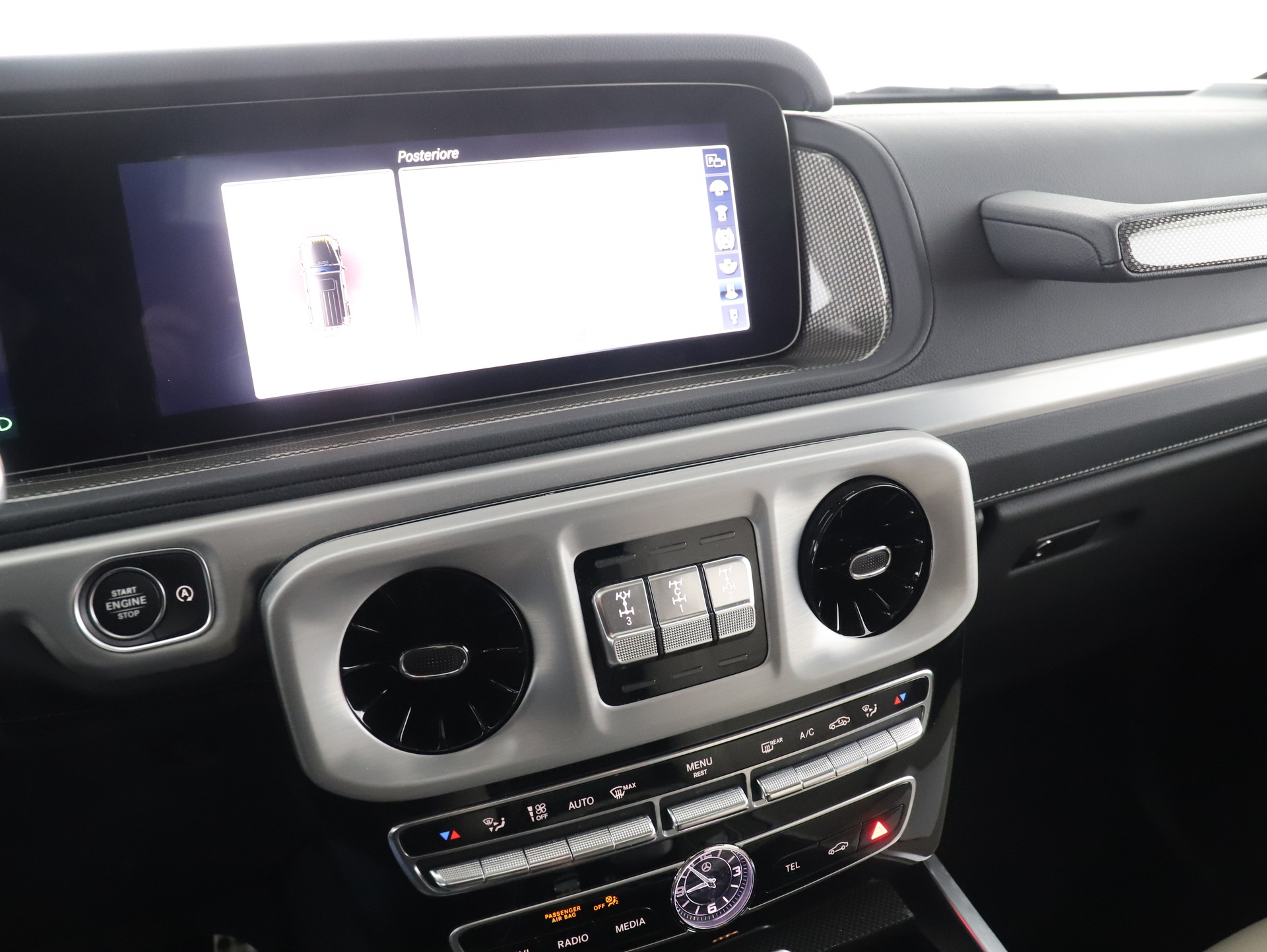 MERCEDES-BENZ G 350d - 16