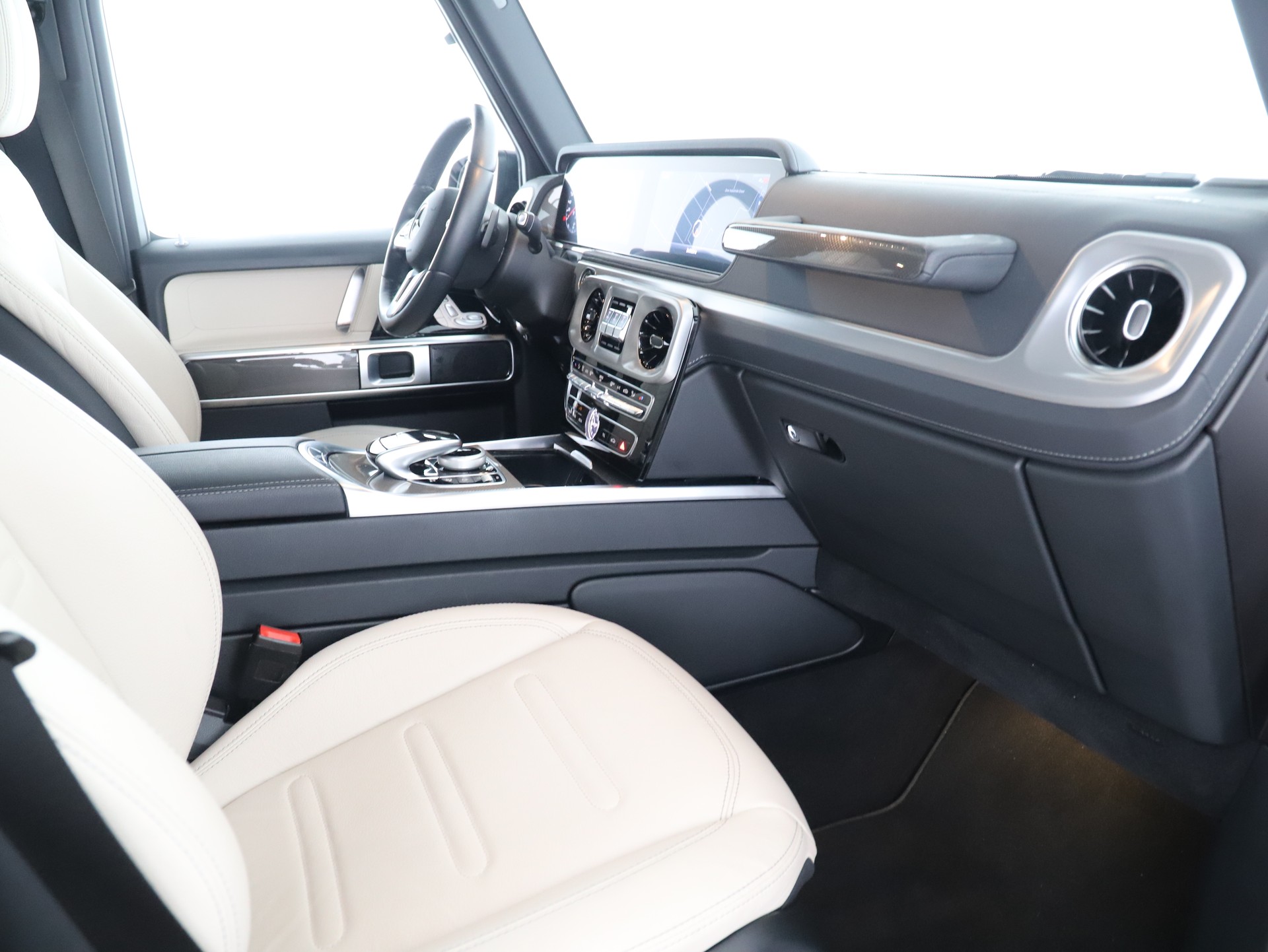 MERCEDES-BENZ G 350d - 11