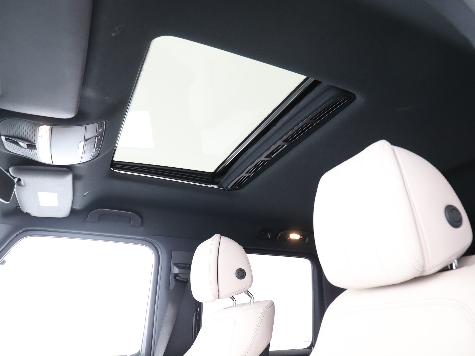 MERCEDES-BENZ G 350d - 13