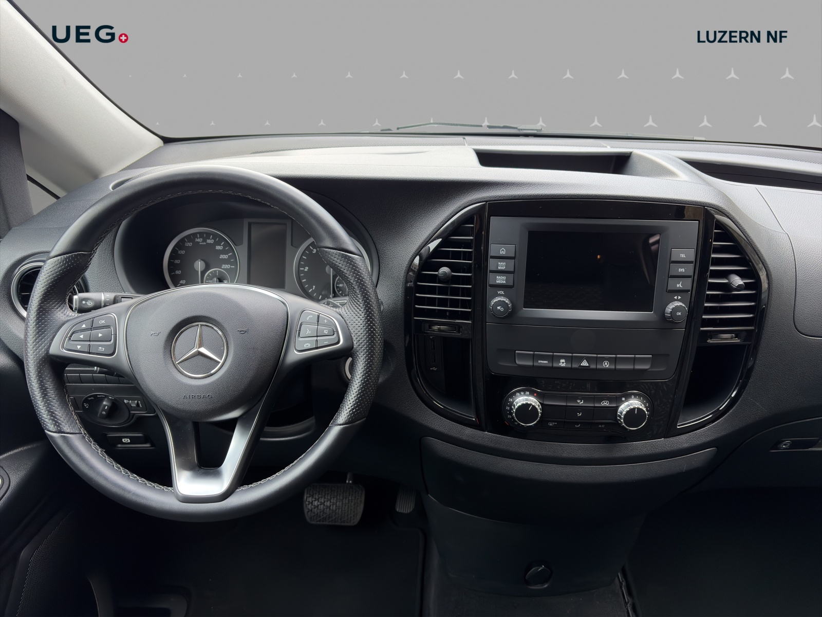 MERCEDES-BENZ Vito 116 CDI Lang Select Tourer 4Matic 9G-Tronic - 15