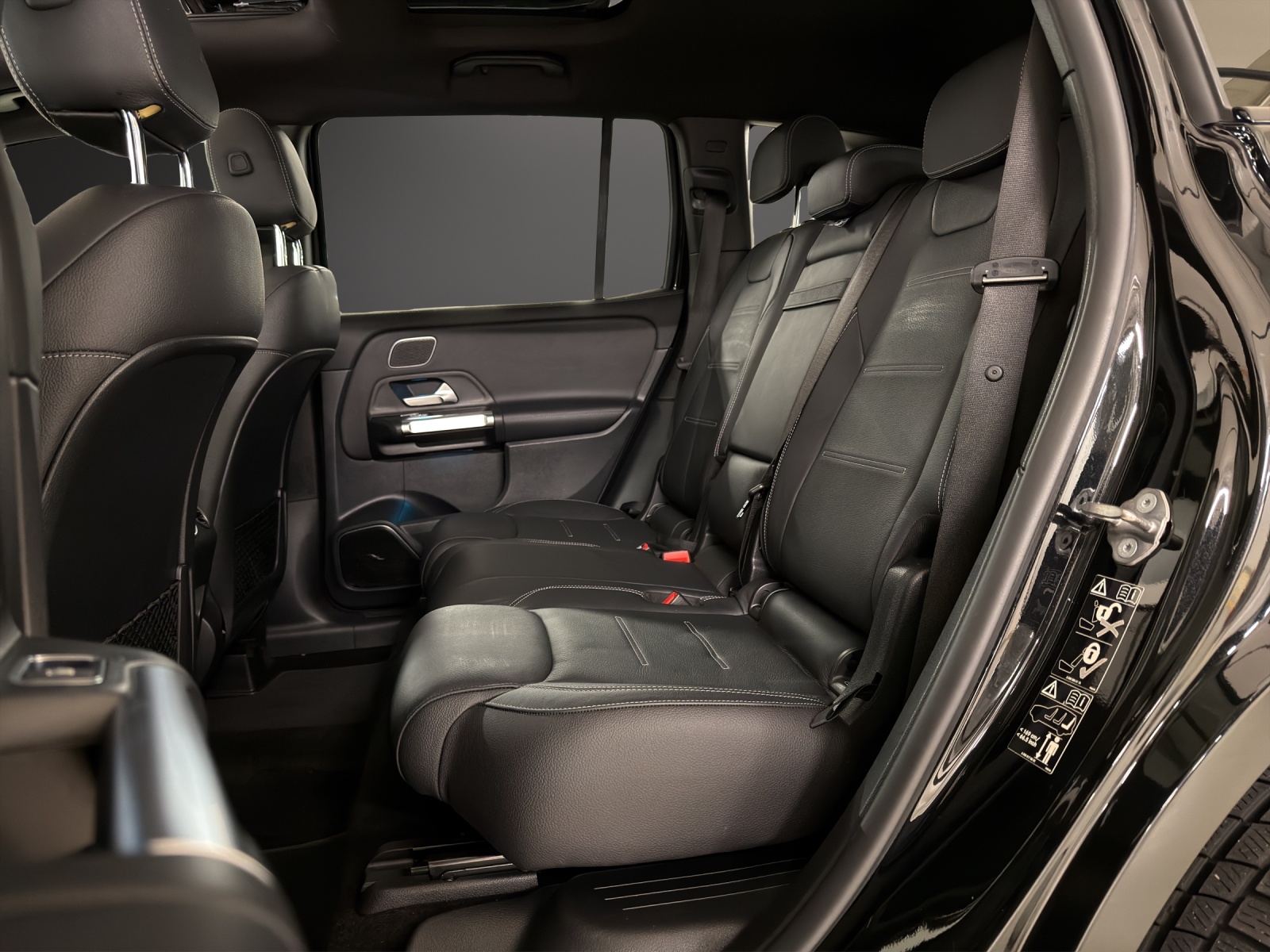 MERCEDES-BENZ GLB 220 d 4Matic AMG Line 8G-Tronic - 13