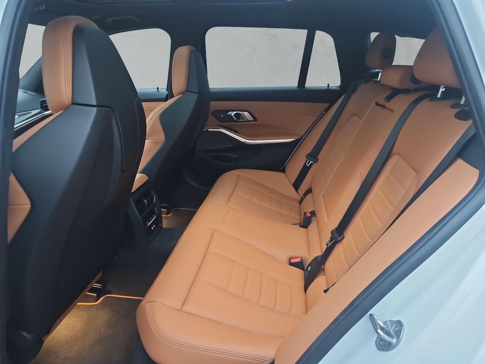 BMW-ALPINA B3 Touring 3.0 Biturbo 4x4 G21 (CH) AHK - 12