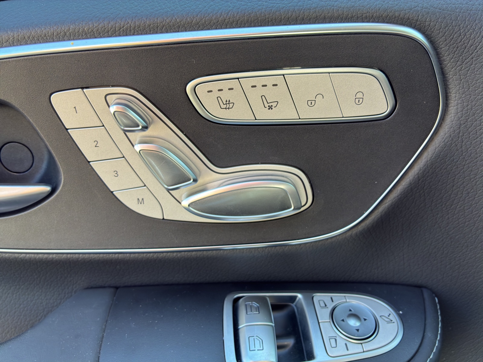 MERCEDES-BENZ V 300 d lang Avantgarde 4Matic 9G-Tronic - 15