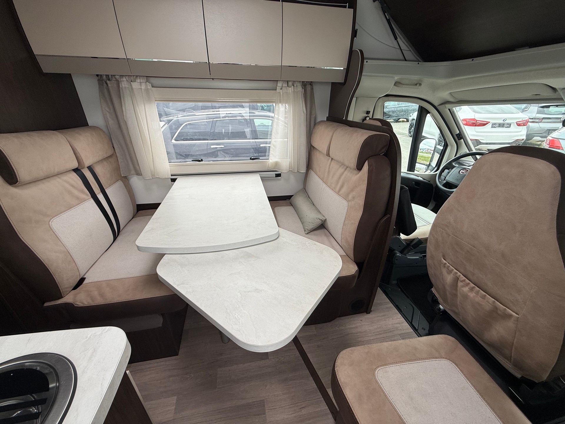 BENIMAR Sport 346 6 places (marquise & panneau solaire) - 5