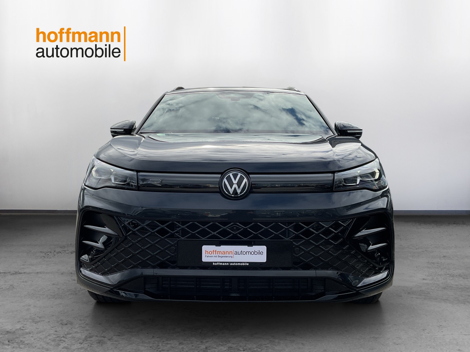 VW Tiguan 2.0 TSI DSG R-Line 4Motion - 2