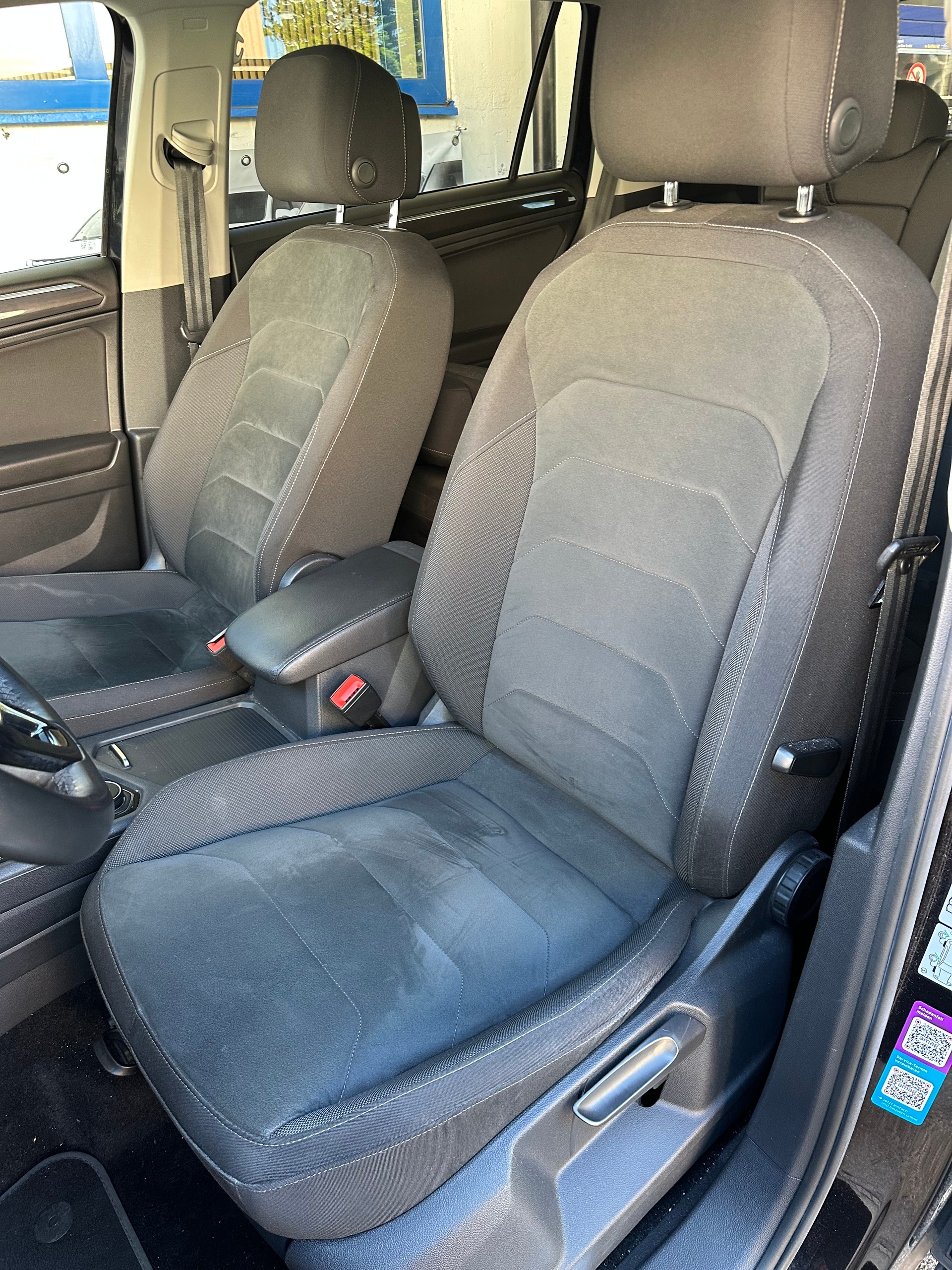 VW Tiguan Allspace 2.0TSI Highline 4Motion DSG - 8
