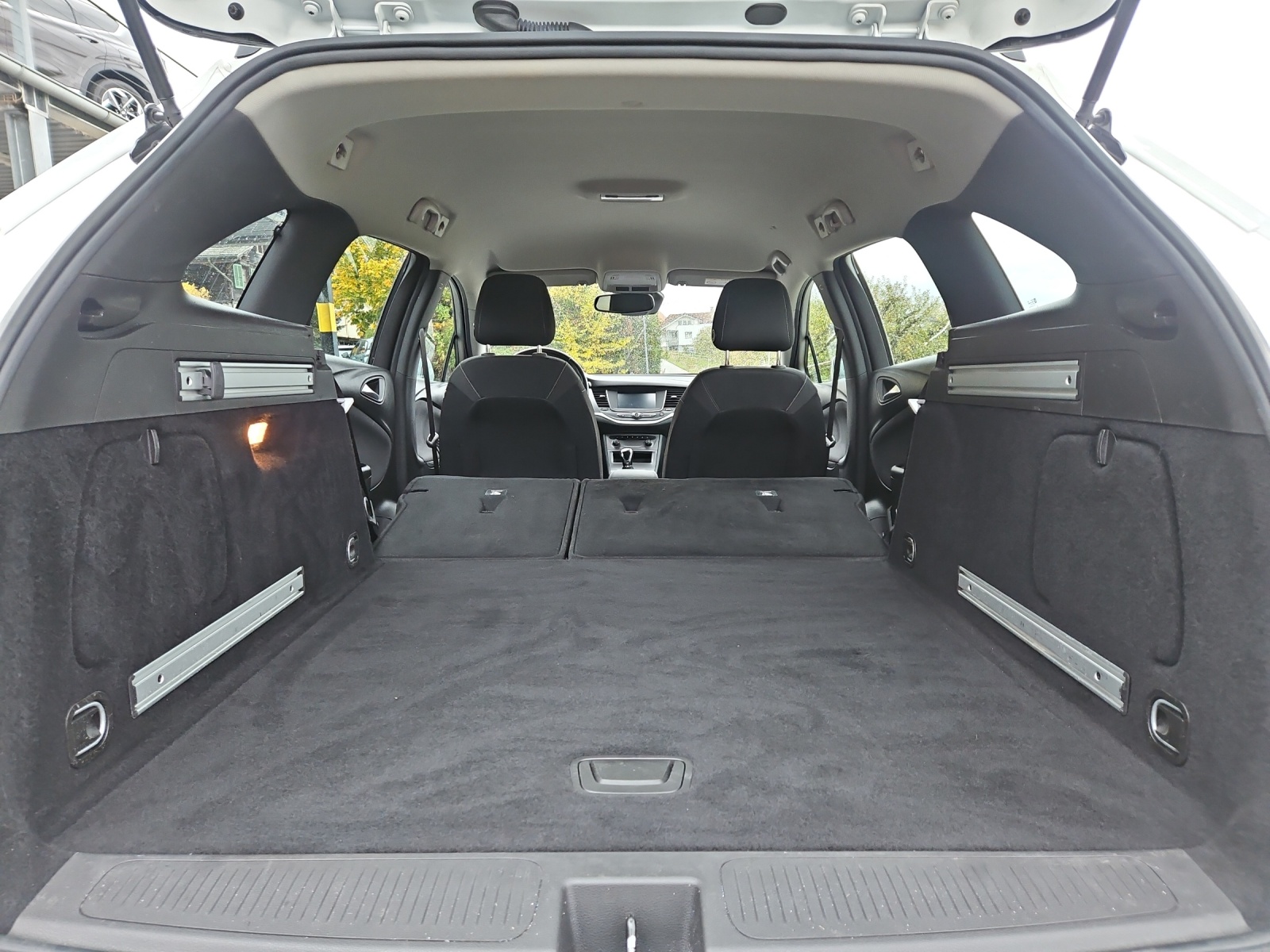 OPEL Astra Sports Tourer 1.2 T 145 Edition S/S - 10