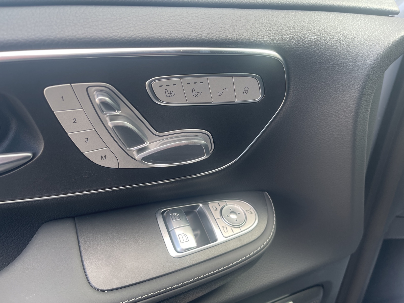 MERCEDES-BENZ V 300 d lang Exclusive 4Matic 9G-Tronic - 10