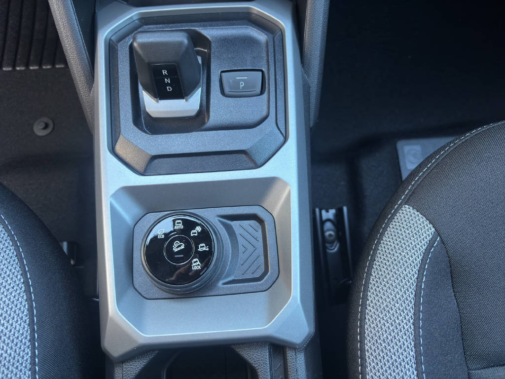 DACIA Duster 1.2 Hybrid Journey 4WD - 14