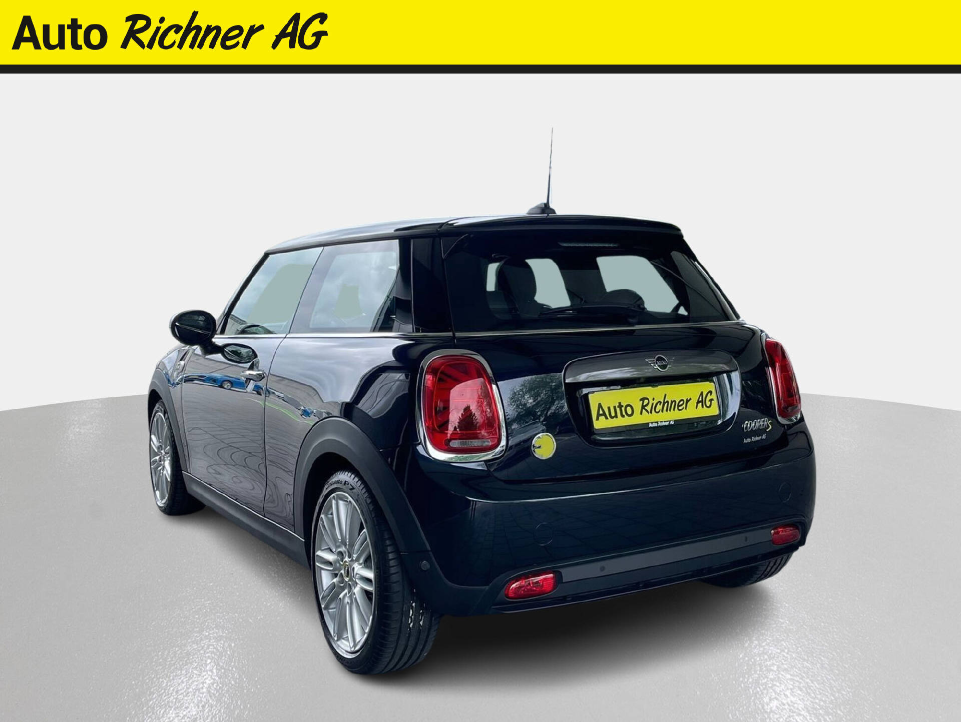 MINI Mini F56 Cooper SE-4