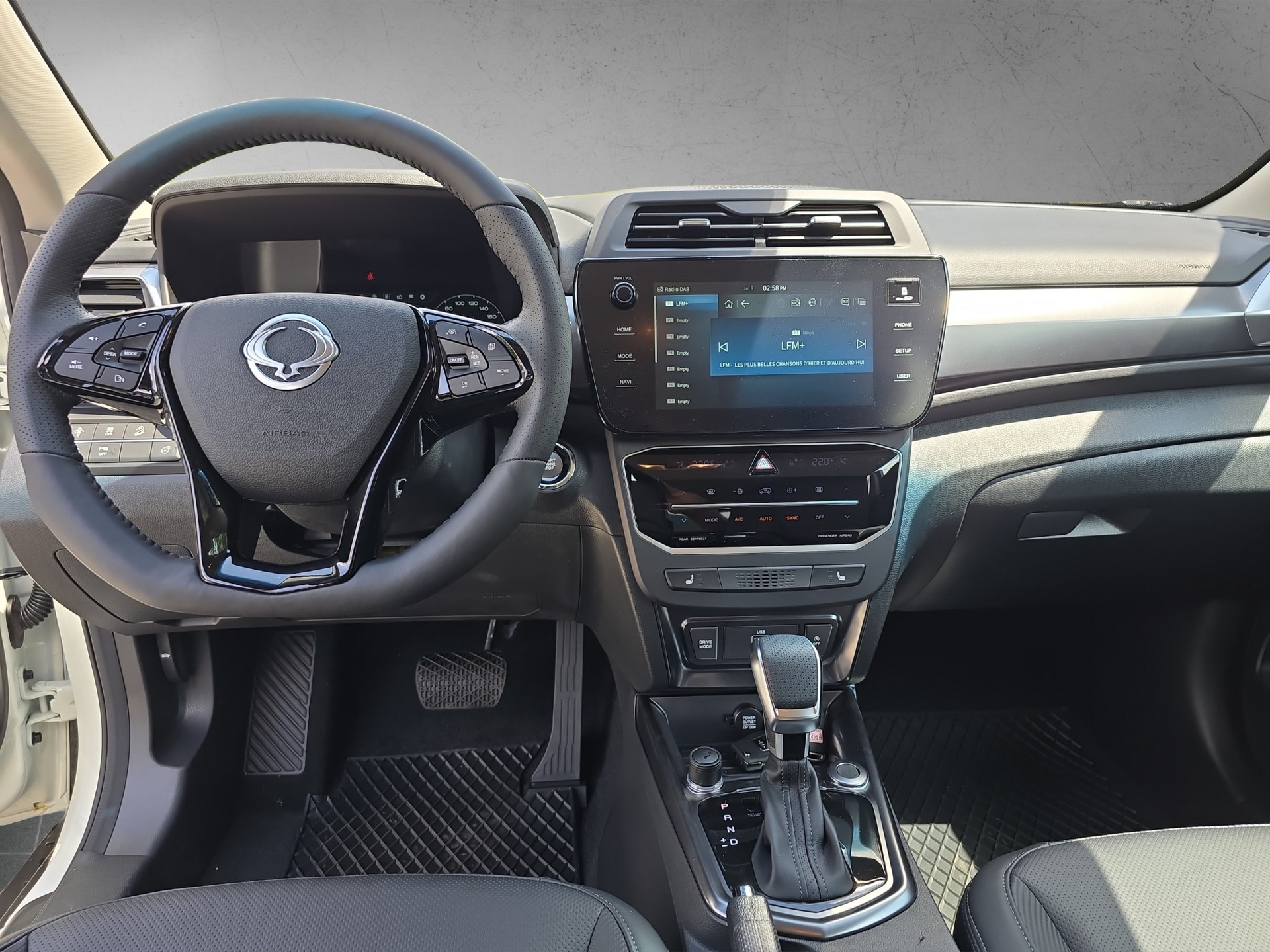 KGM-SsangYong Tivoli 1.5 T GDI Platinum Automat - 13