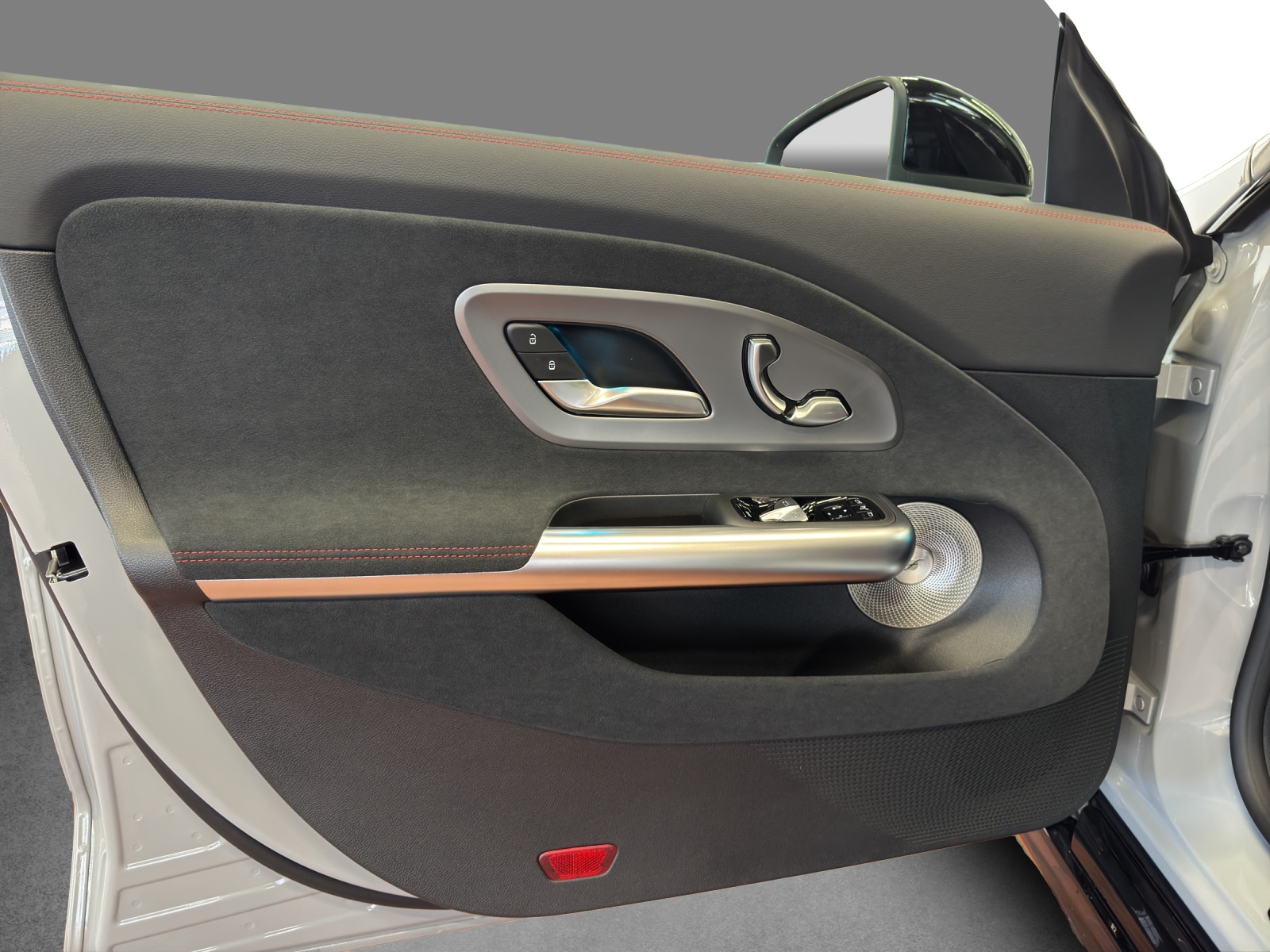 MERCEDES-BENZ CLA 220 8G-DCT 4Matic - 13