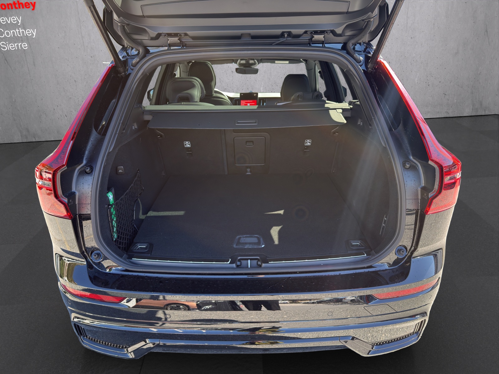 VOLVO XC60 T8 eAWD PluginHybrid Ultra Dark Geartronic - 16
