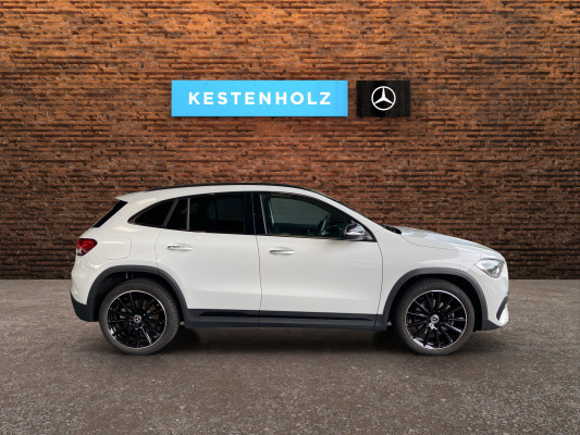 MERCEDES-BENZ GLA 250 e 8G-DCT - 3