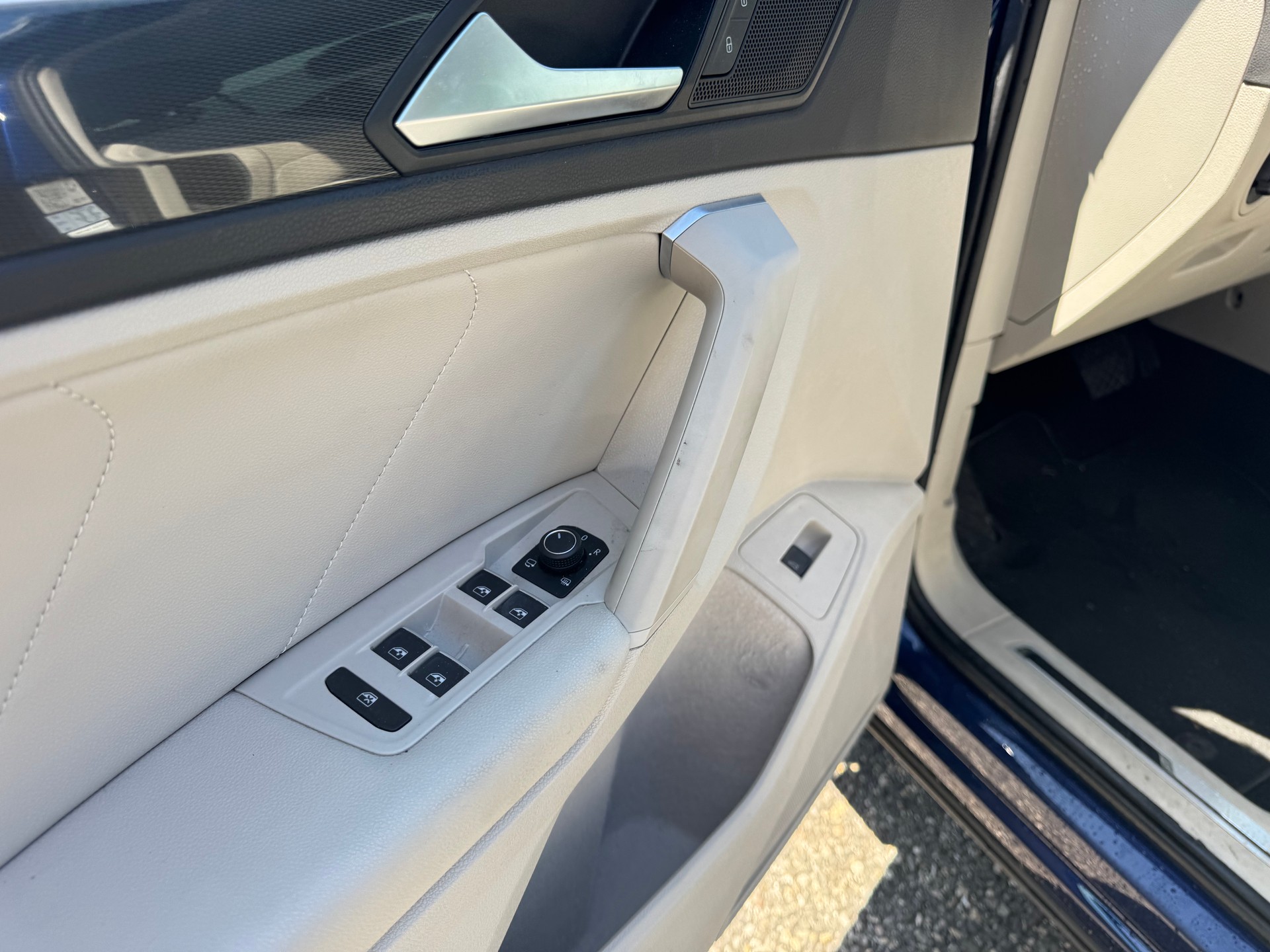 VW Tiguan 2.0 TDI SCR Highline 4Motion DSG - 5