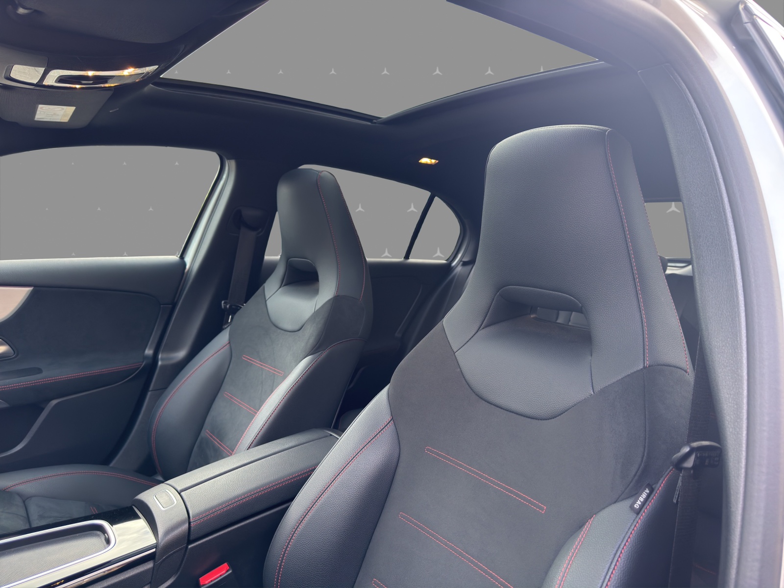 MERCEDES-BENZ A 250 4Matic 8G-DCT - 11