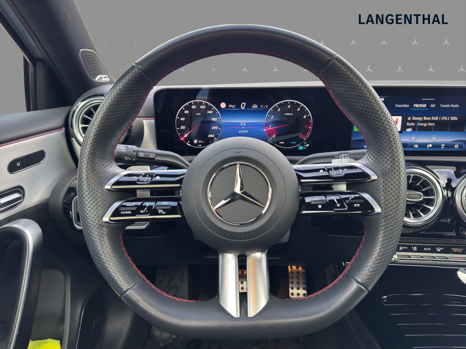 MERCEDES-BENZ A 250 4Matic 8G-DCT - 12