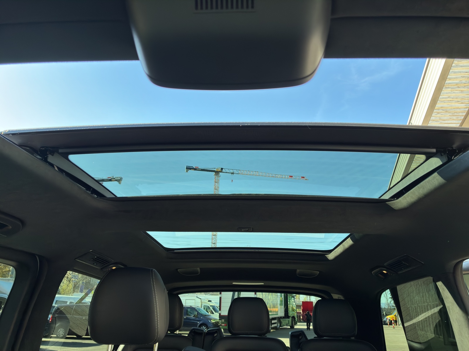 MERCEDES-BENZ V 300 d lang 4Matic Swiss Edition 9G-Tronic - 15