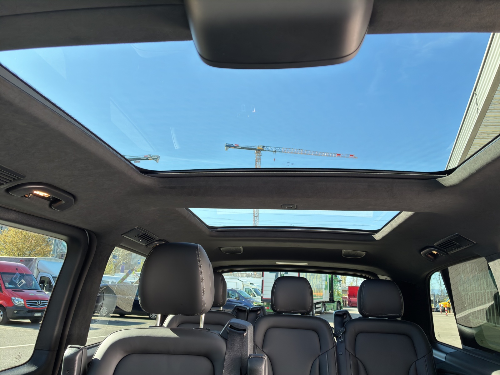 MERCEDES-BENZ V 300 d lang 4Matic Swiss Edition 9G-Tronic - 14