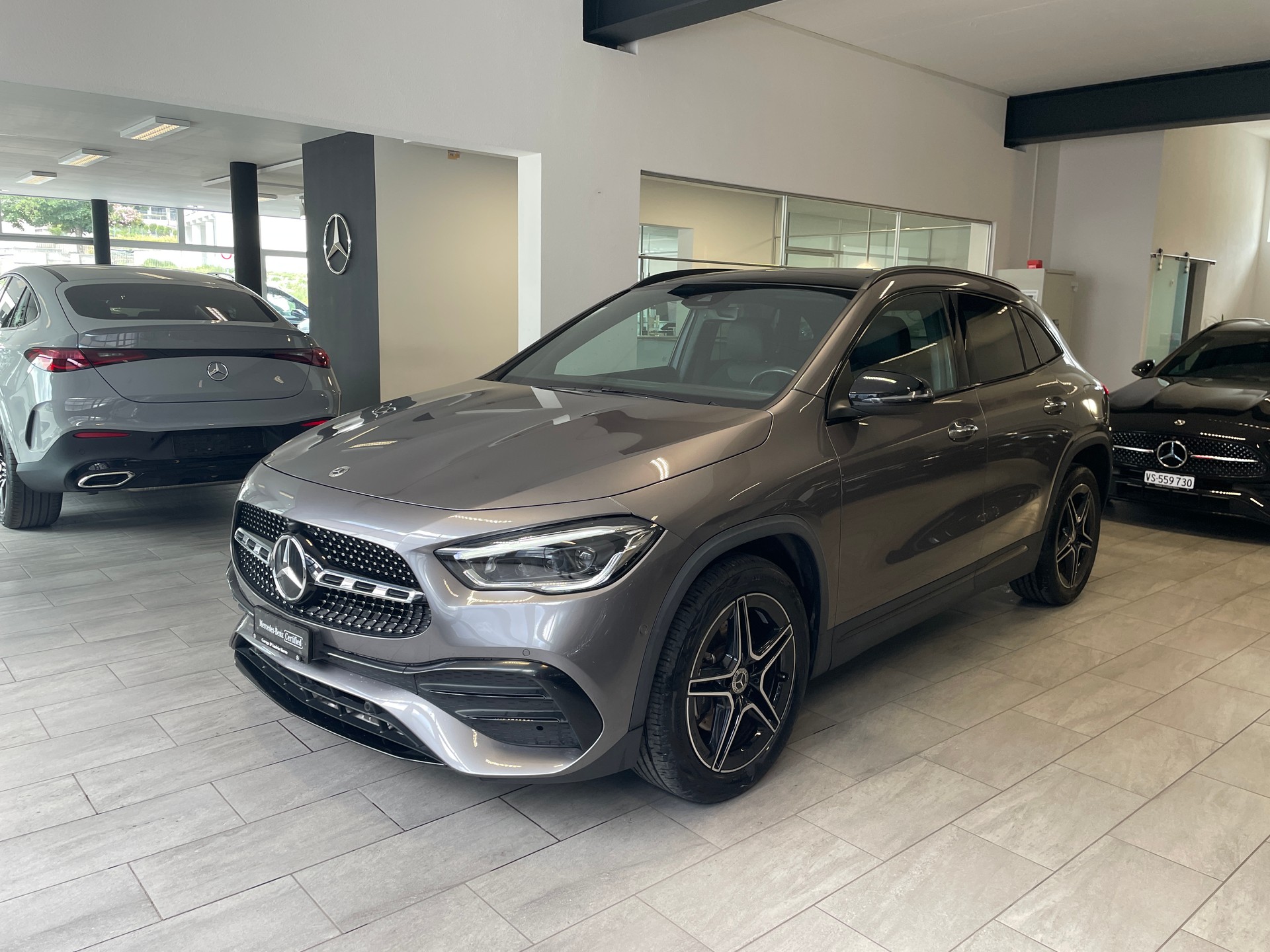 MERCEDES-BENZ GLA 250e AMG Line 8G-DCT