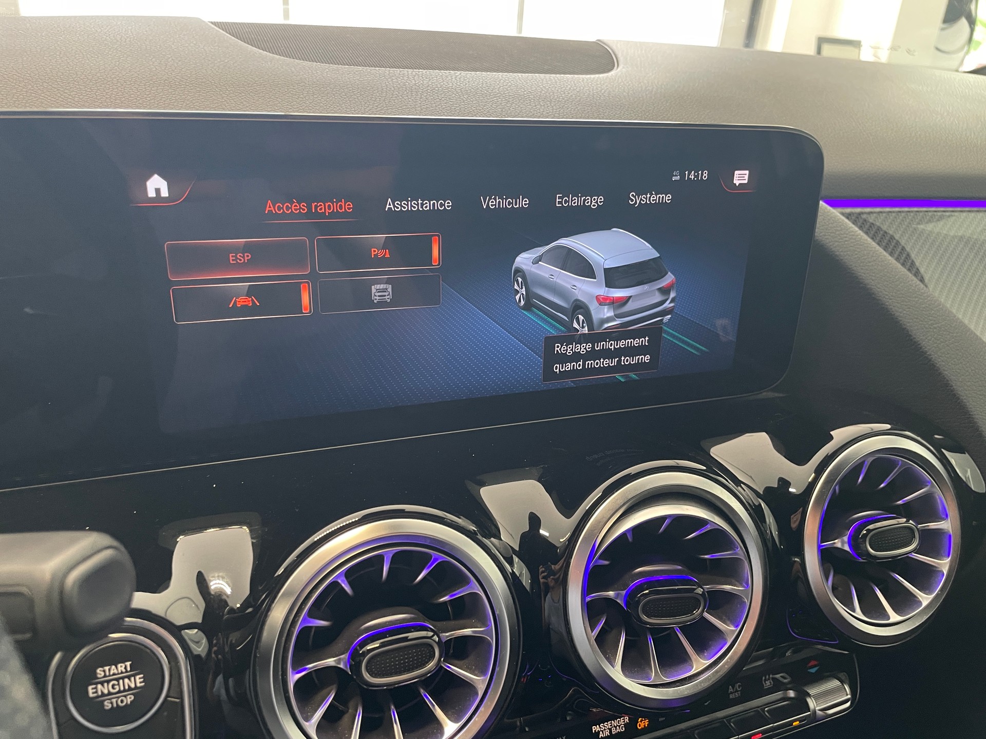 MERCEDES-BENZ GLA 250e AMG Line 8G-DCT - 18