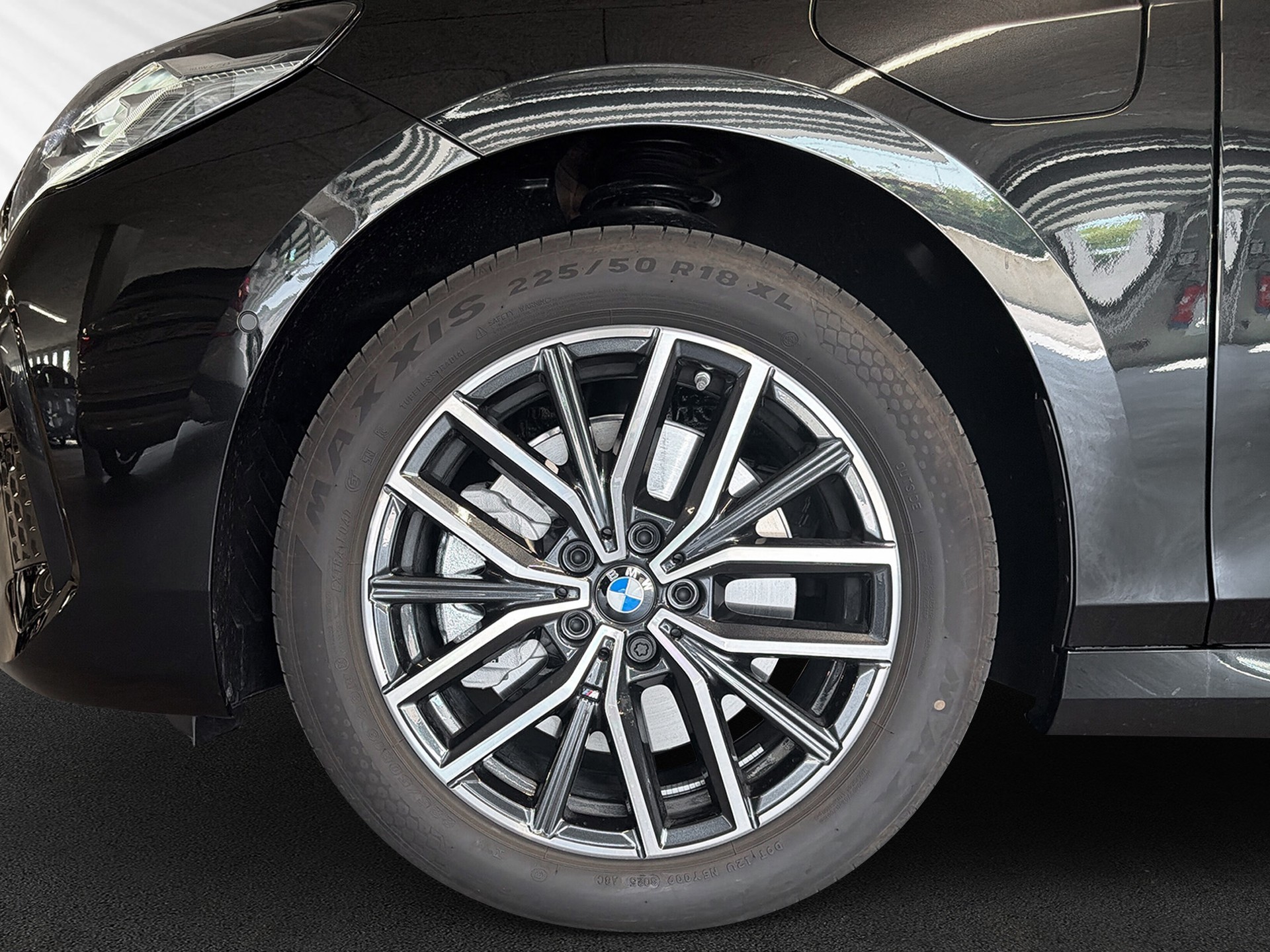BMW 230e xDrive Active Tourer M Sport - 9