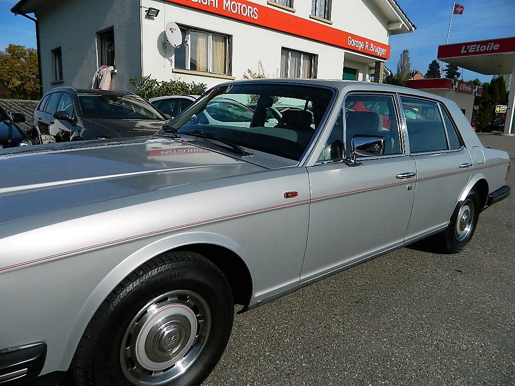 ROLLS-ROYCE Silver Spirit - 14