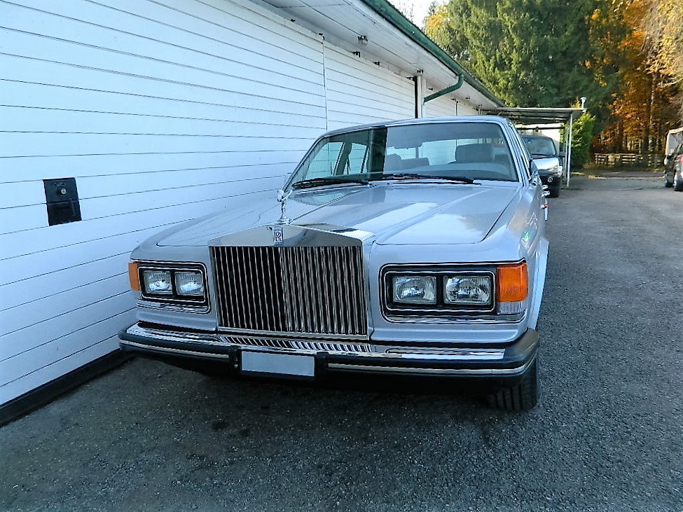 ROLLS-ROYCE Silver Spirit - 11