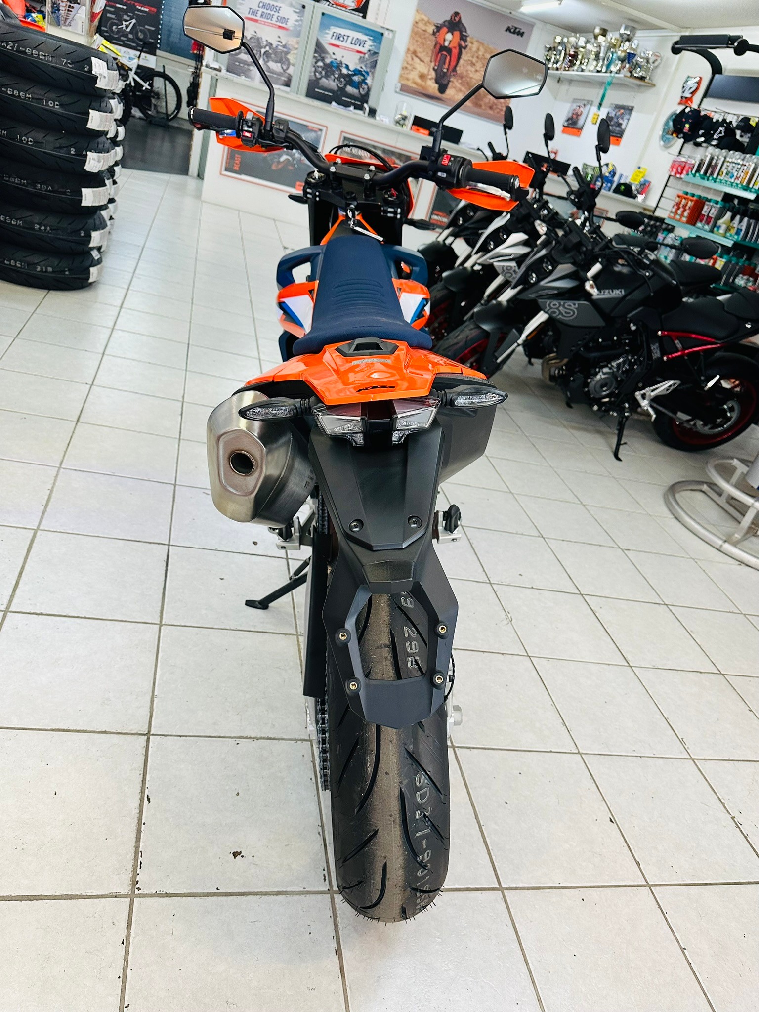 KTM 690 SMC R ABS (35 kW) - 11