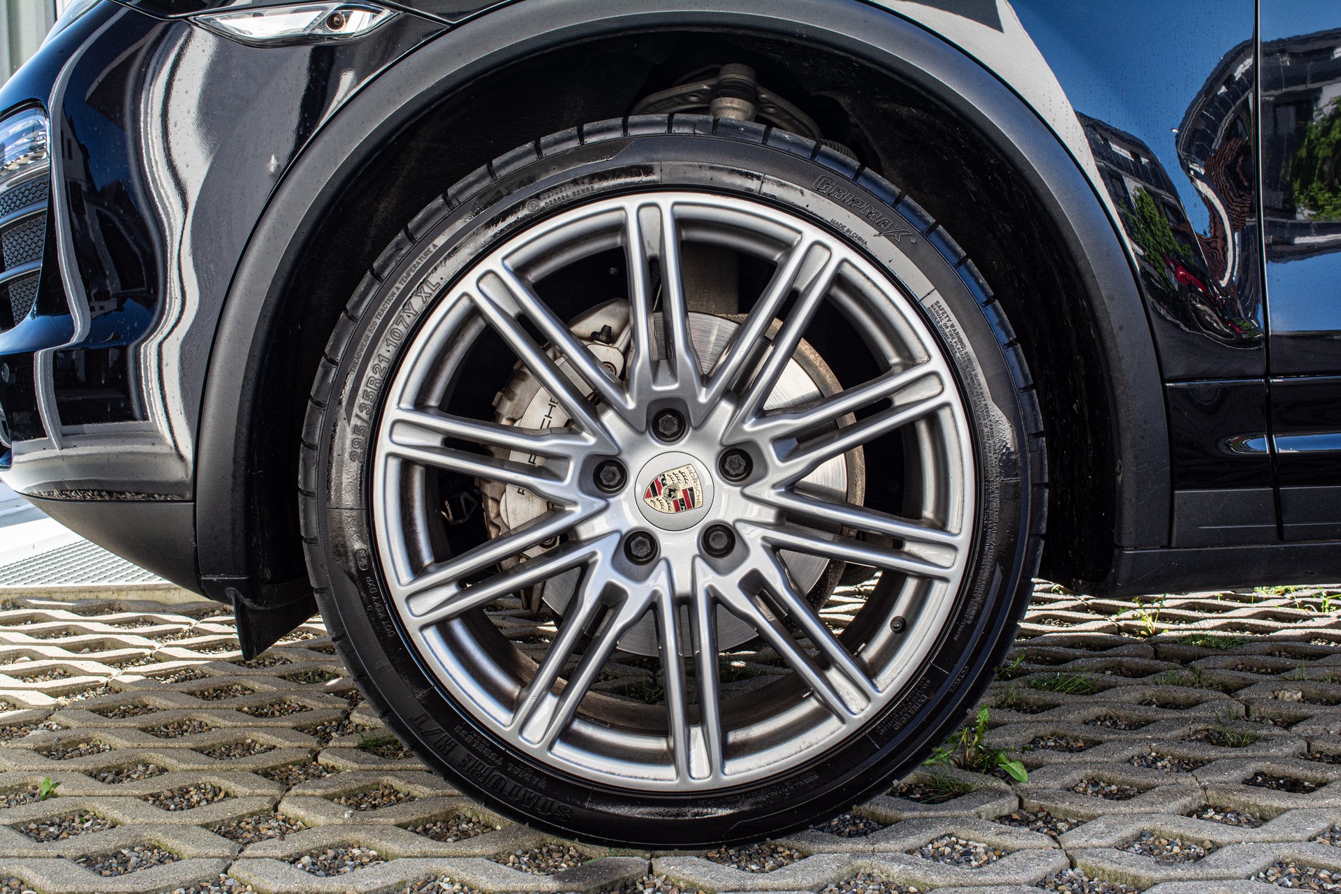 PORSCHE Cayenne S V8 - 15