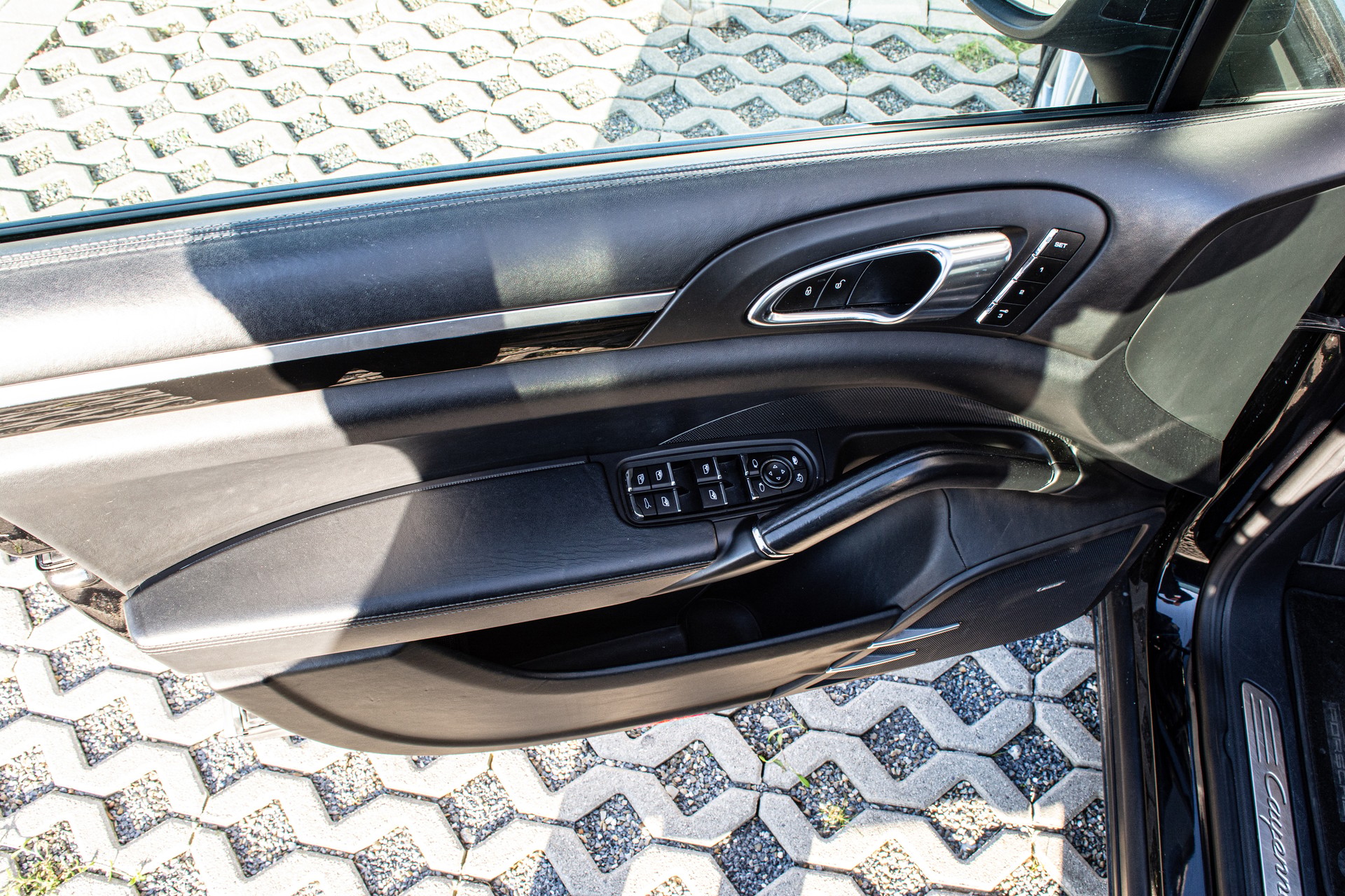 PORSCHE Cayenne S V8 - 9
