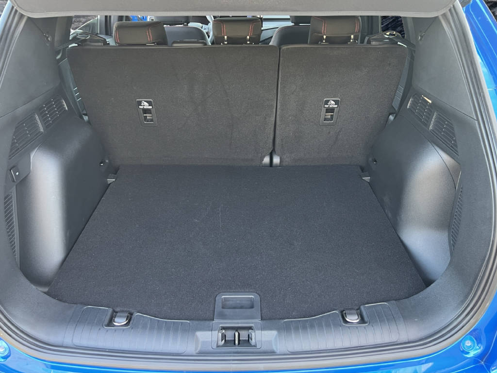 FORD Kuga 2.5 Hybrid ST-Line 4x4 - 10