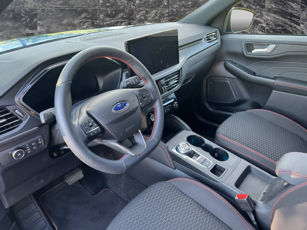FORD Kuga 2.5 Hybrid ST-Line 4x4 - 7