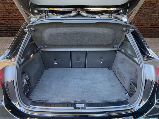 MERCEDES-BENZ EQA 300 AMG Line 4Matic - 7