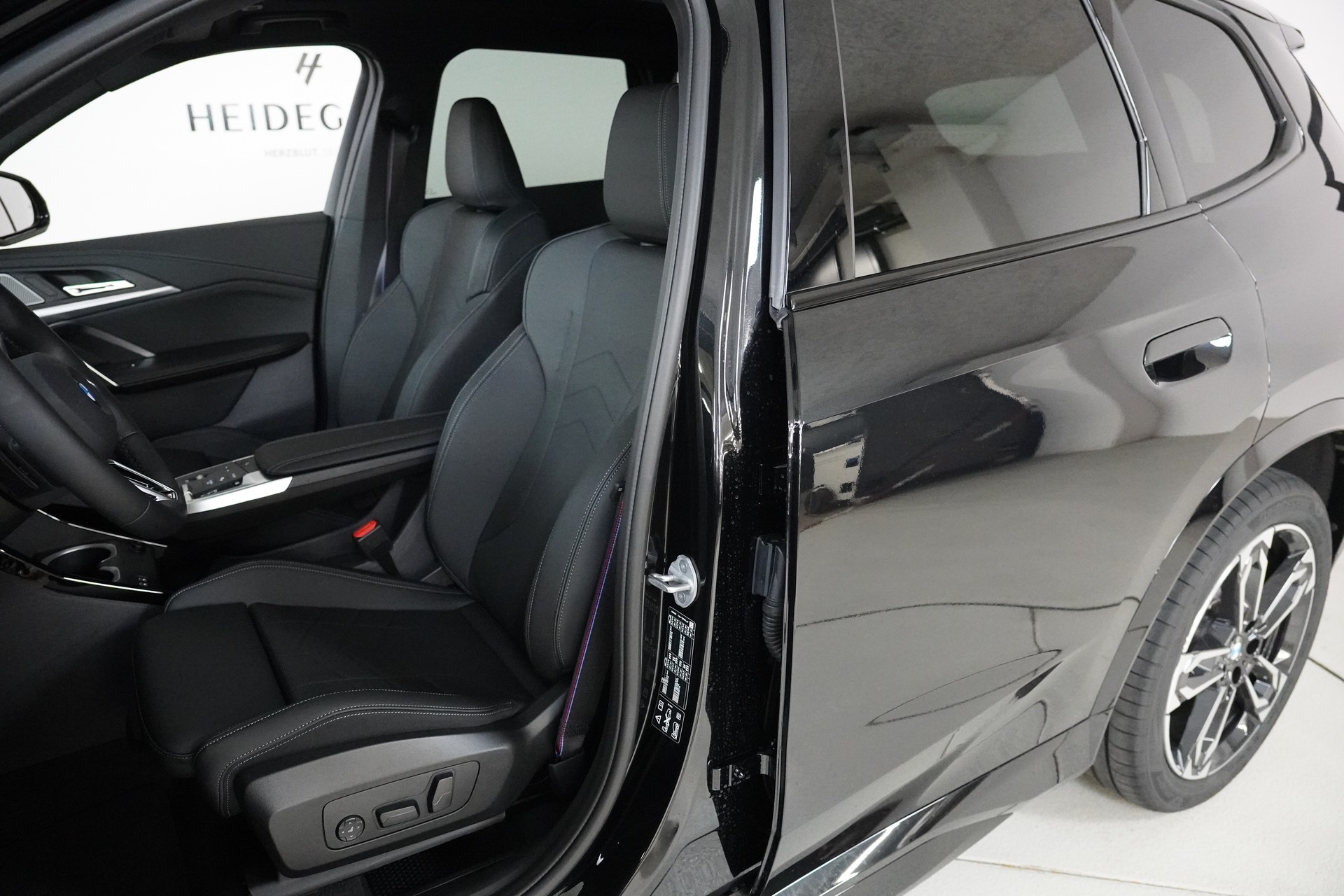 BMW X1 xDrive 23d 48V M Sport Pro - 12